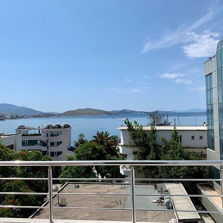 Hotel Piazza Saranda Kültér fotó