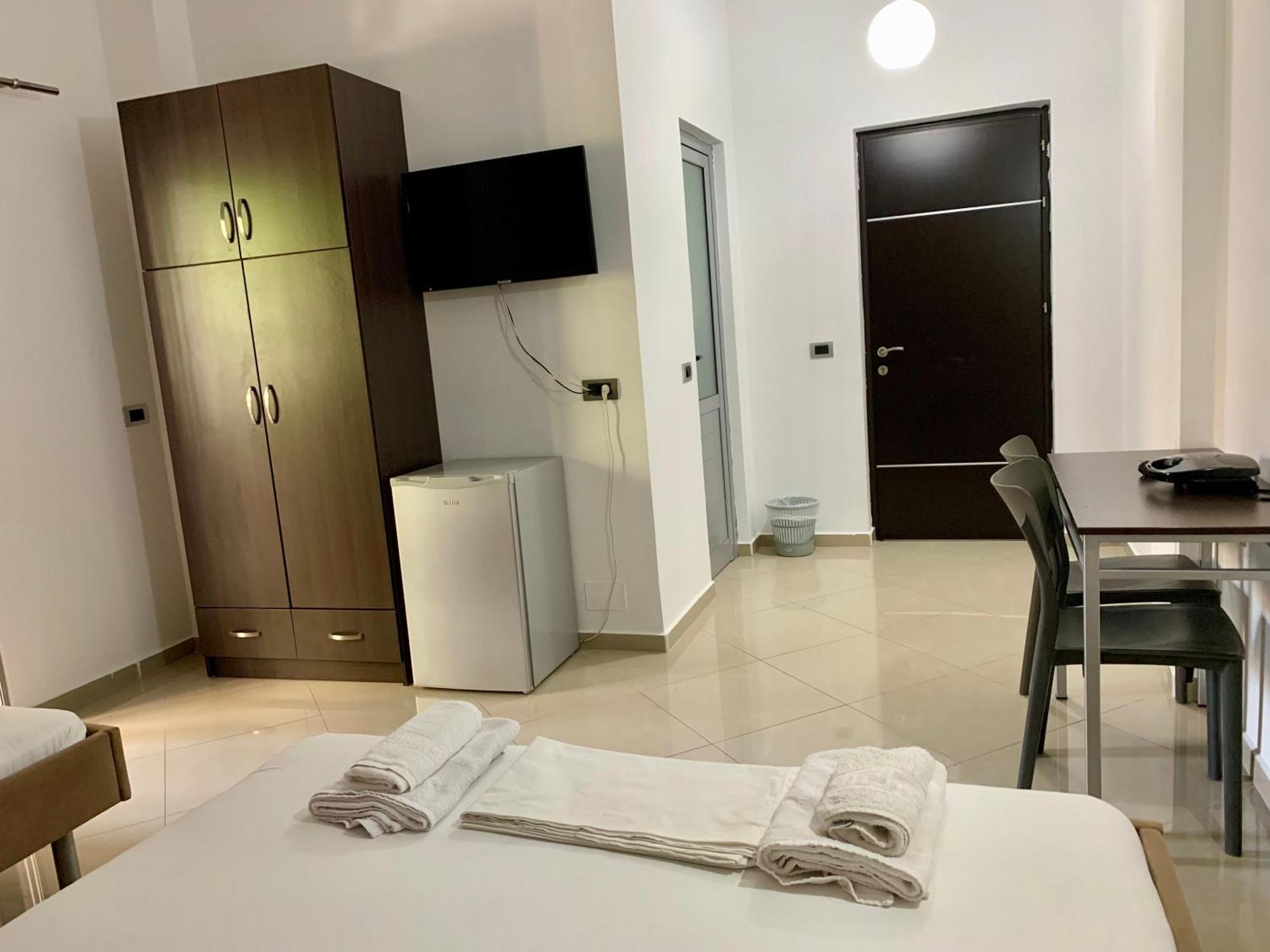 Hotel Piazza Saranda Kültér fotó