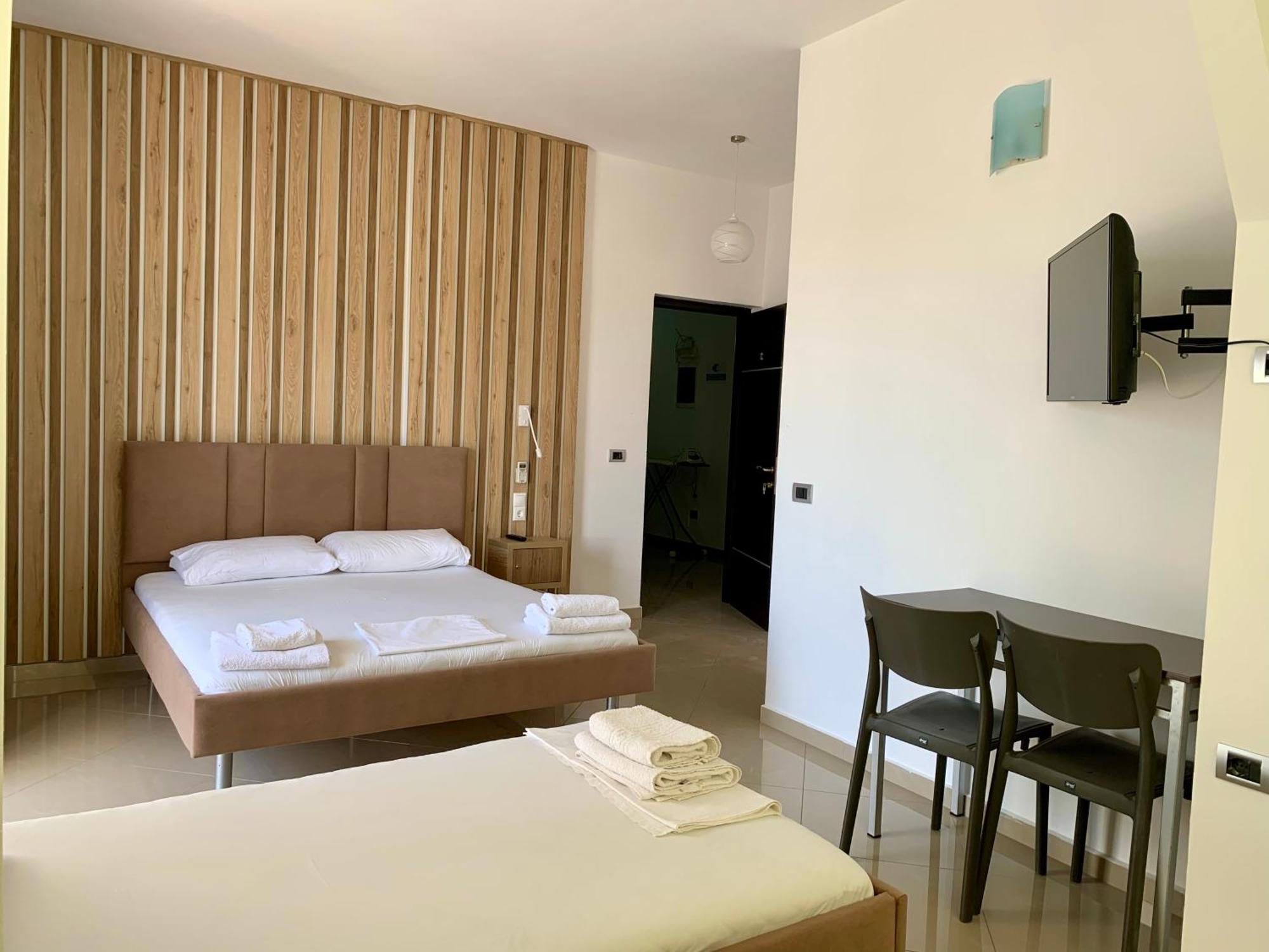Hotel Piazza Saranda Kültér fotó