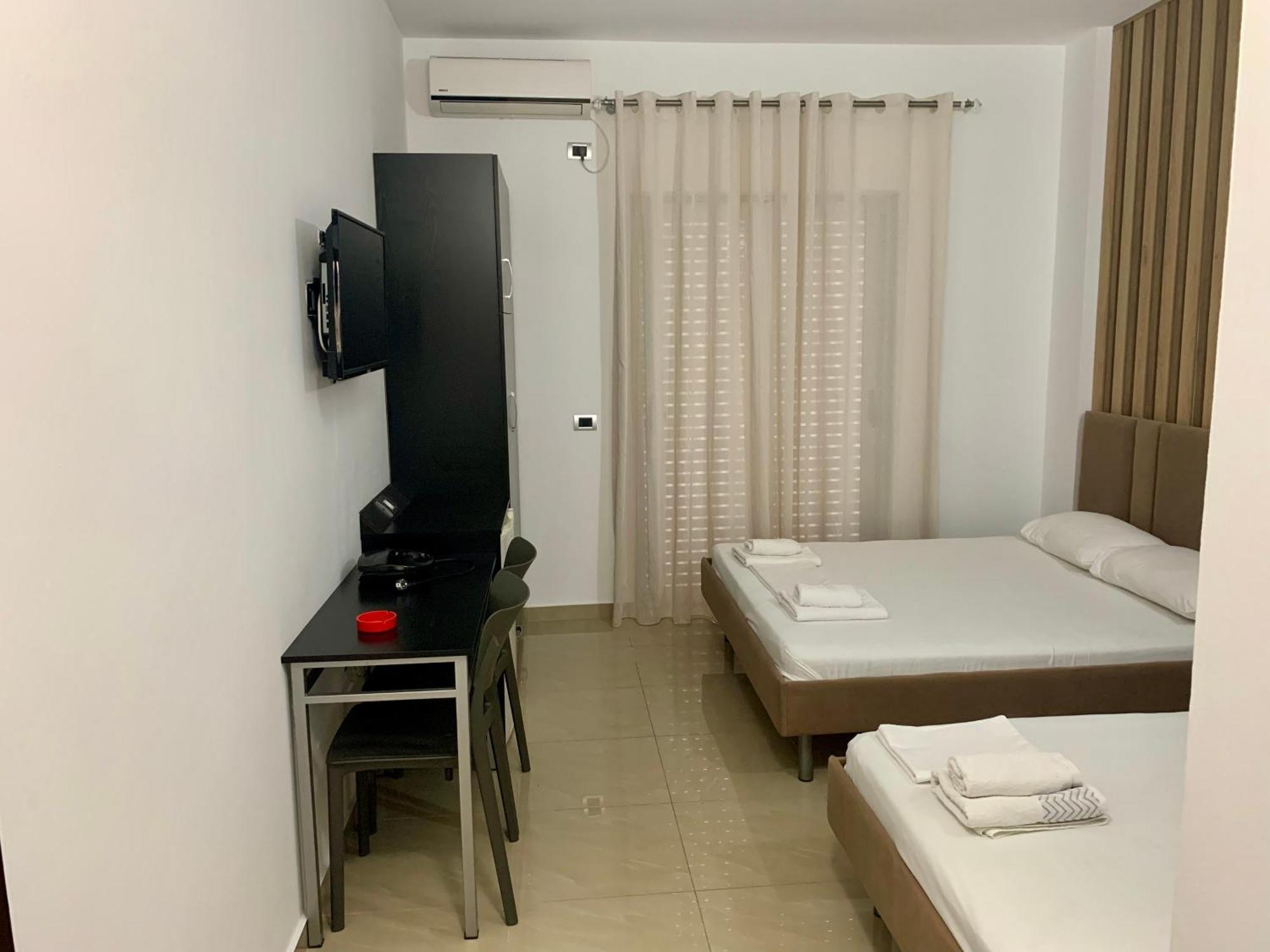 Hotel Piazza Saranda Kültér fotó